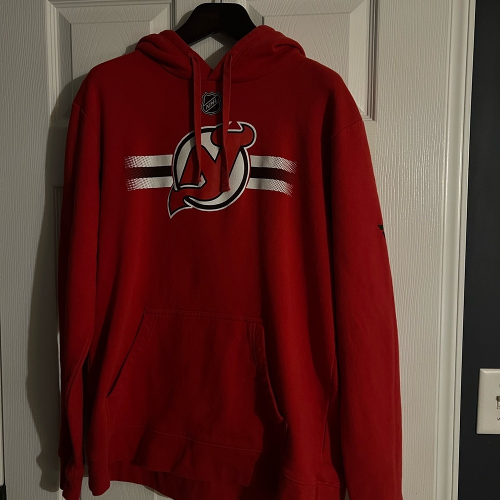 New Jersey Devils NHL Fanatics Defender Pullover Hoodie
